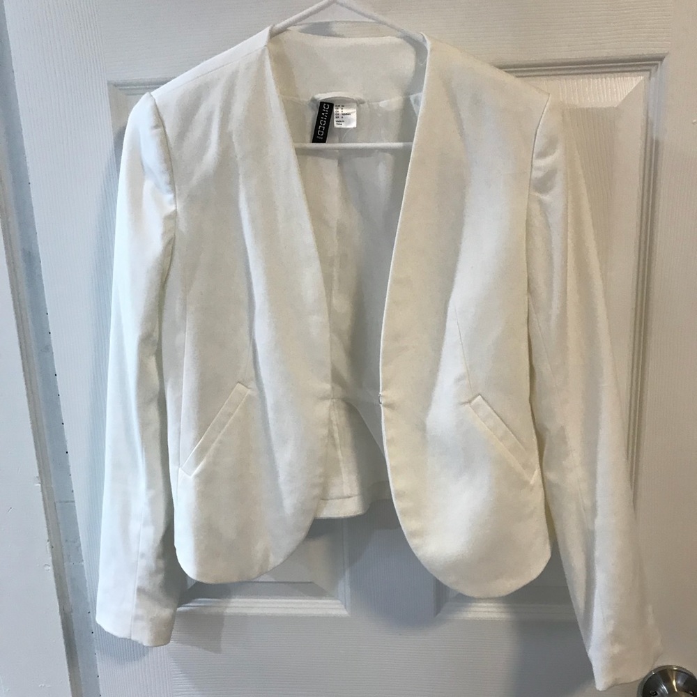 H&M Cropped Blazer in Off White